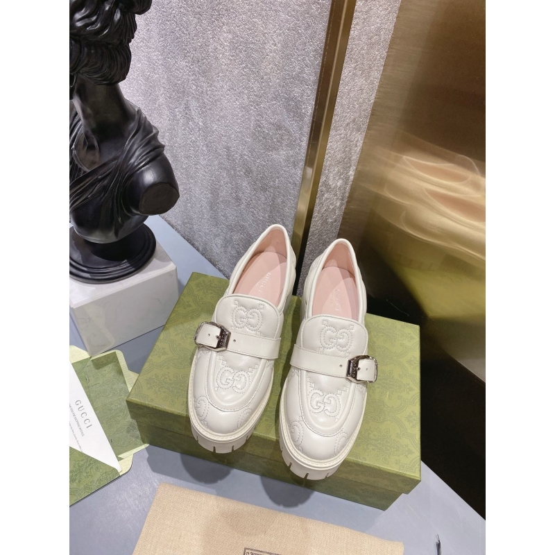 G*u*i leather shoes
